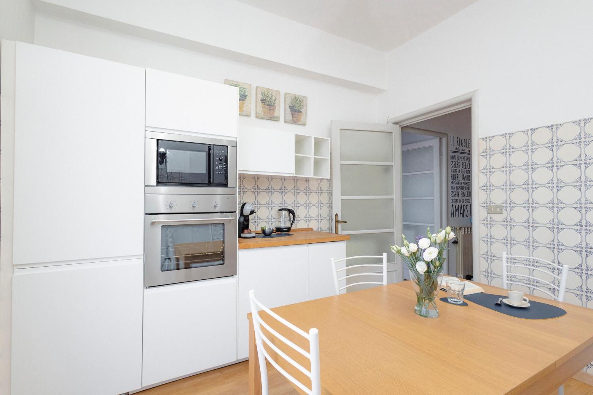 "L'Attico Bianco" City View 10 M A Piedi Dal Mare Savona Luaran gambar