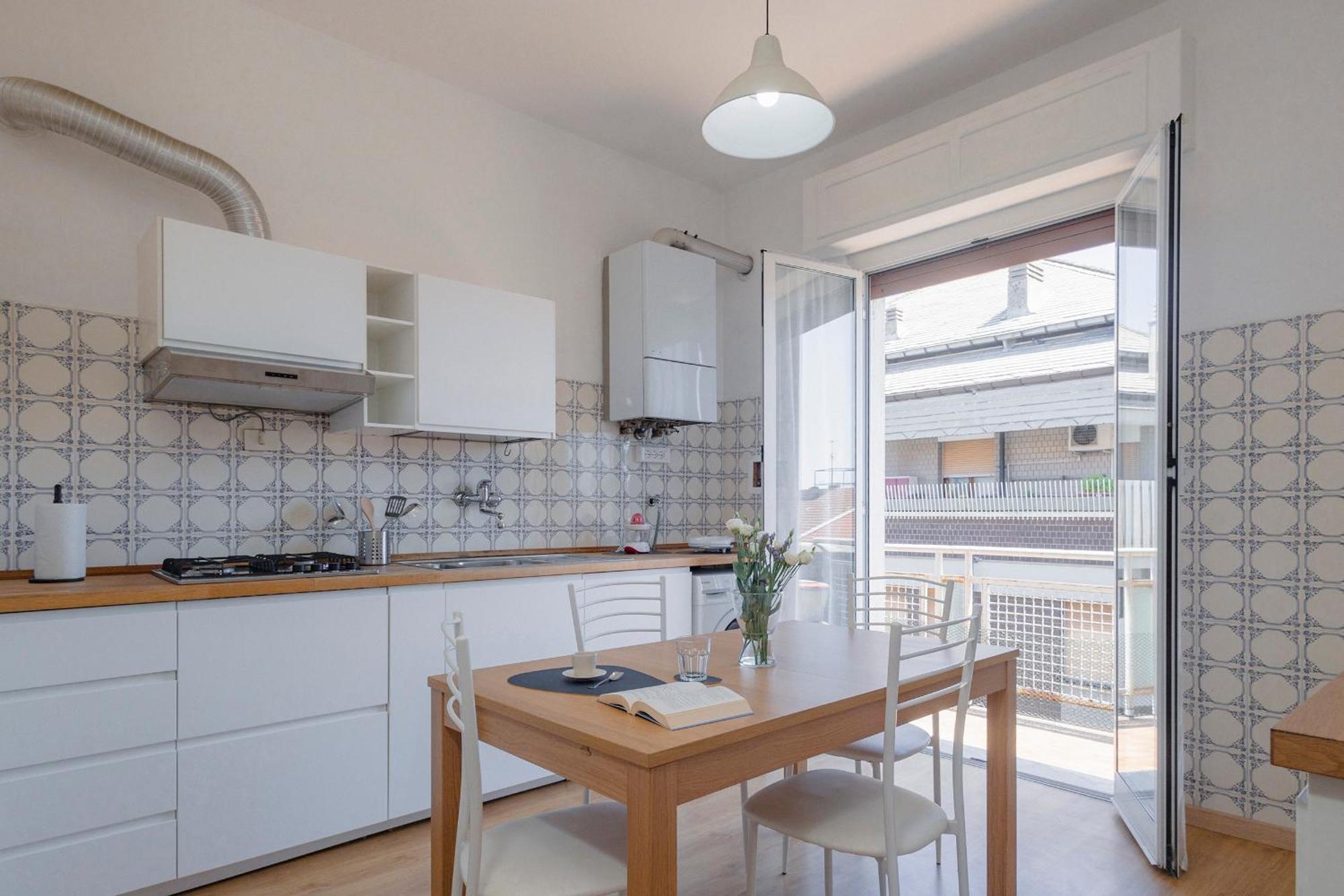 "L'Attico Bianco" City View 10 M A Piedi Dal Mare Savona Luaran gambar