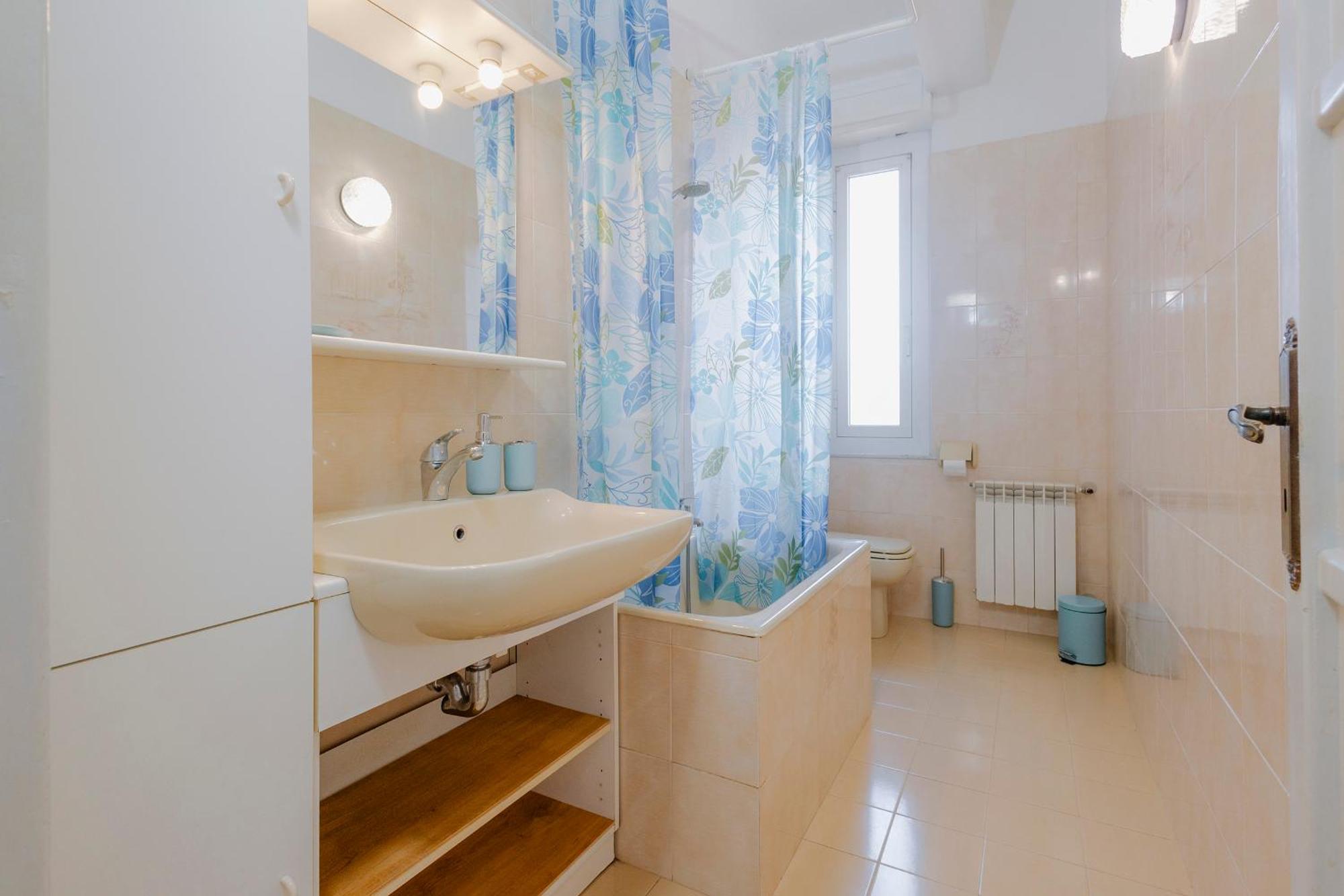 "L'Attico Bianco" City View 10 M A Piedi Dal Mare Savona Luaran gambar