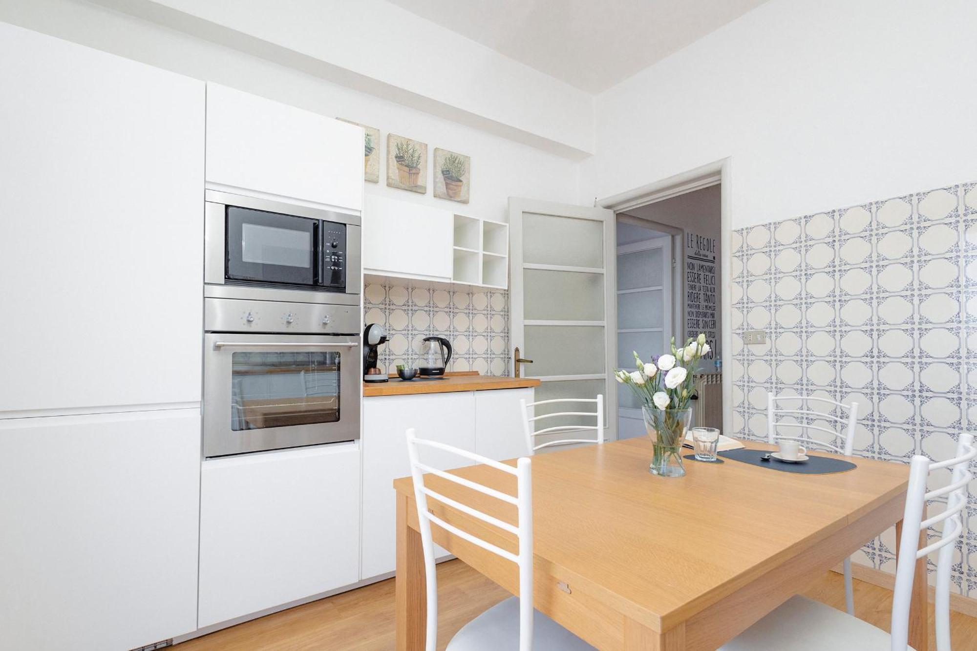 "L'Attico Bianco" City View 10 M A Piedi Dal Mare Savona Luaran gambar